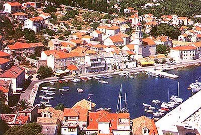 Sutivan aerial view